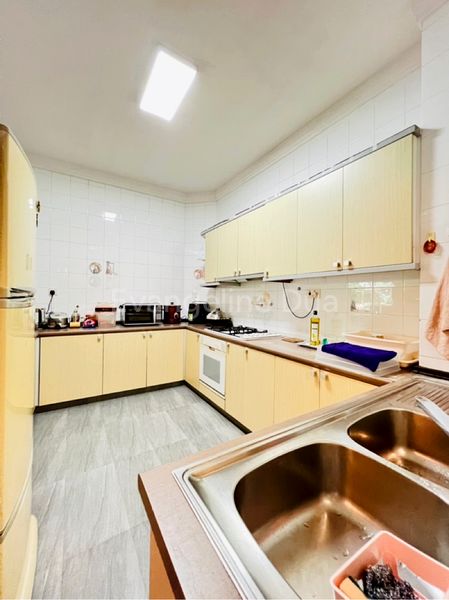 3 Bed Condo for Sale in  Pinewood Gardens - Image 4